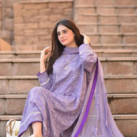 3 Pcs Embroidered Lawn Shirt with Embroidered Chifoon Dupatta V2575