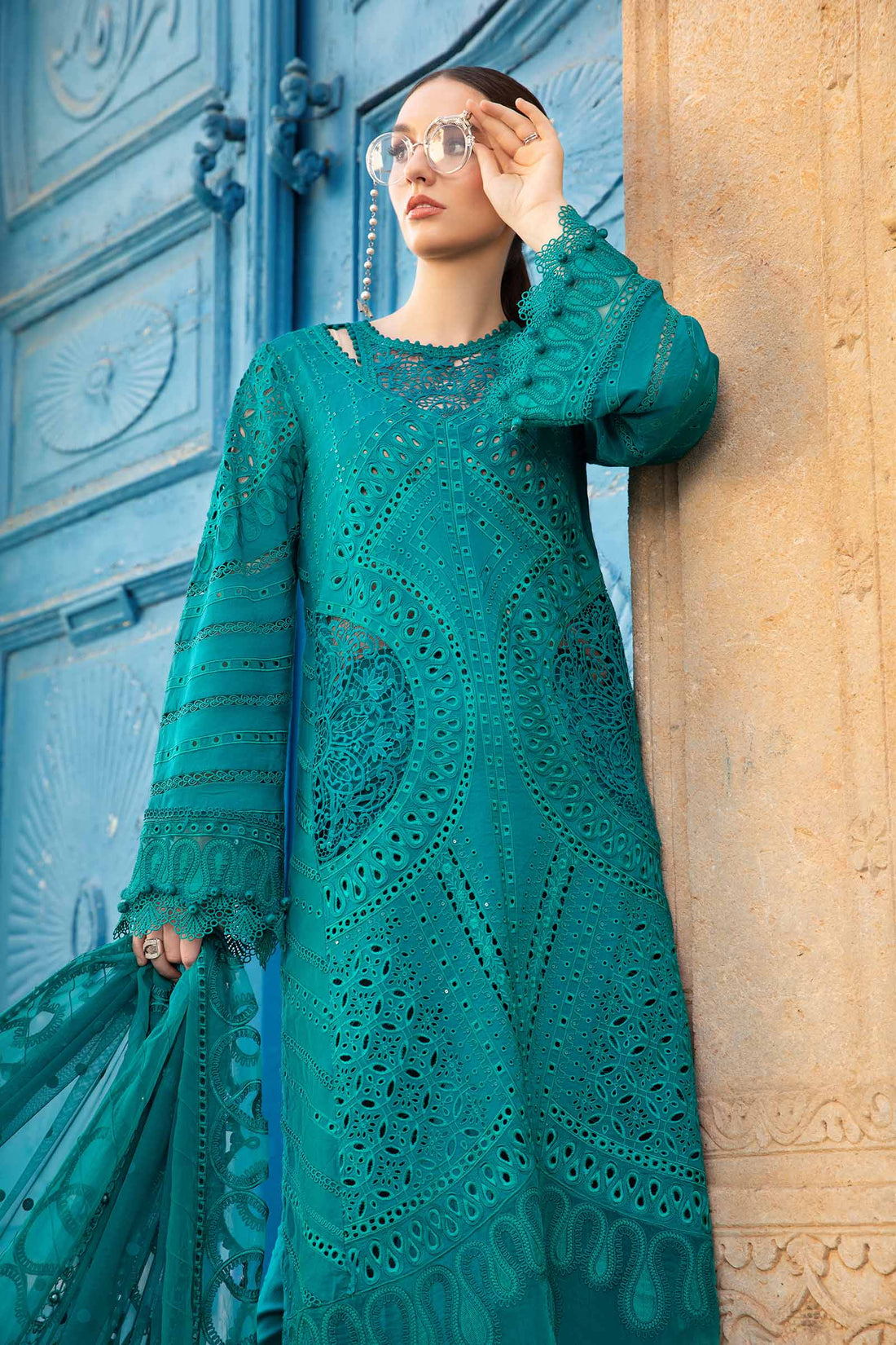 3Pc Embroidered Lawn Shirt with Embroidered Bamber Chiffon Dupatta MB2595