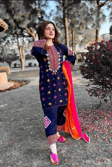 3 Piece Embroidered Lawn Shirt with Embroidered Chiffon Duppata V1275