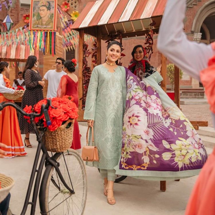 Digital Printed Lawn Shirt with Patch Digital Printed Lawn trouser with Patch  Digital Printed Chiffon Dupatta V501